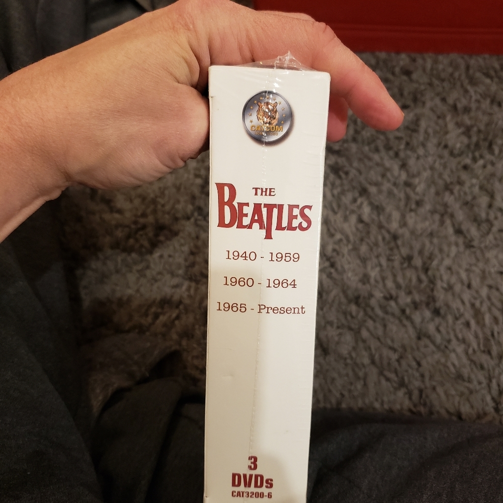 The Beatles 1940-To Present DVD 3 Disc Box Set - Picture 4 of 4